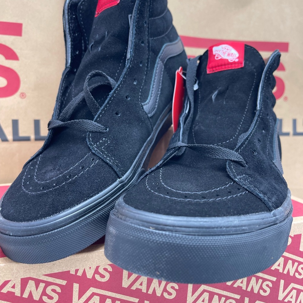 Vans Men’s SK8-Hi Suede VN000DSIBKA Hi Top Sneakers - Picture 3 of 16